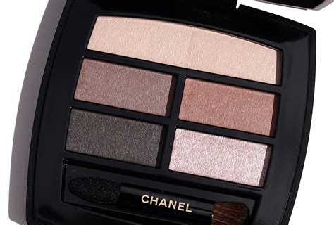 paleta chanel|chanel eyeshadow palette review.